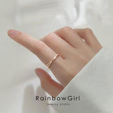 指輪 リング レディース X型 ウェーブ CZダイヤ オシャレ 上品 シンプル シルバー ゴールド フリーサイズ 金属アレルギー対応 女性 誕生日プレゼント