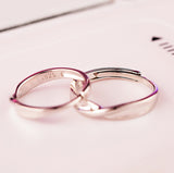 指輪 メンズ レディース サイズフリー インフィニティ シンプル ウエーブ X型 ペアリング シルバー925 プラチナ仕上げ プレゼント 男性 女性 彼氏 彼女 人気